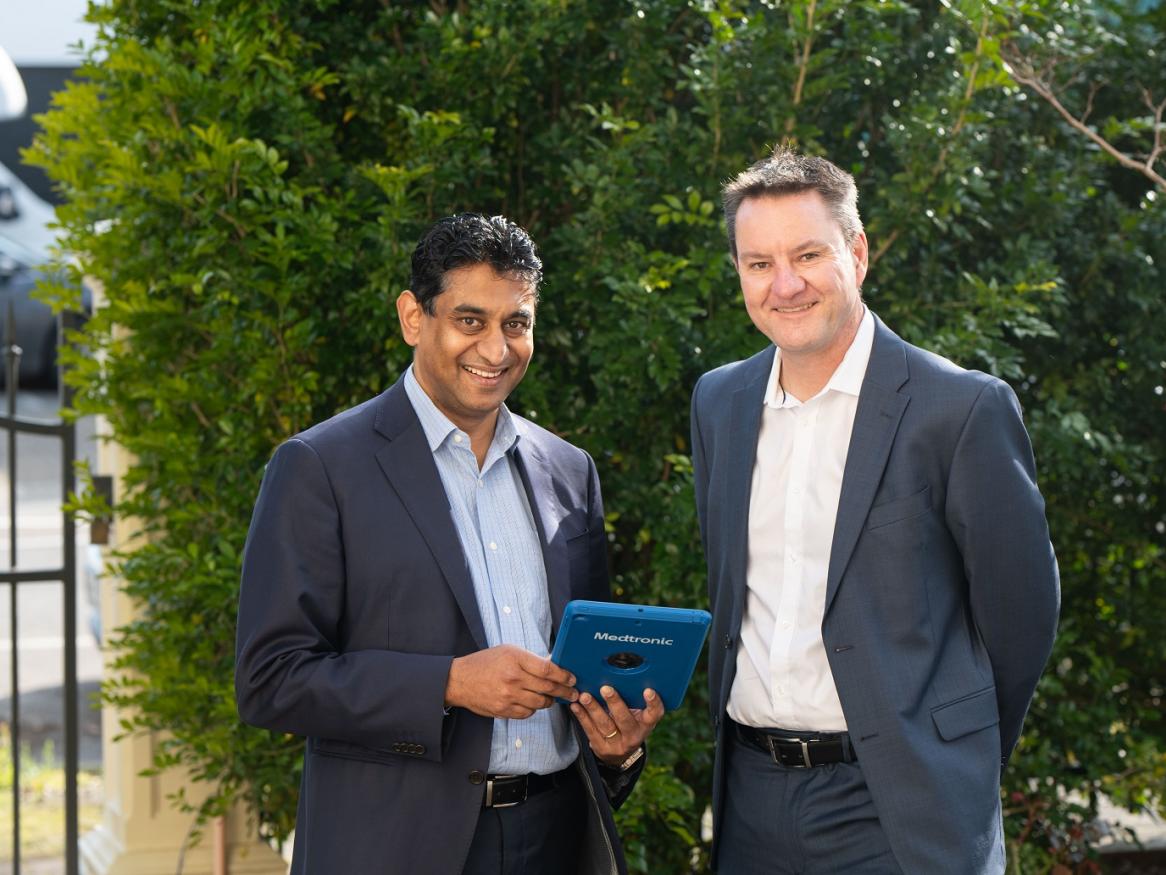 Medtronic - Professor Prash Sanders Bradley Watson 