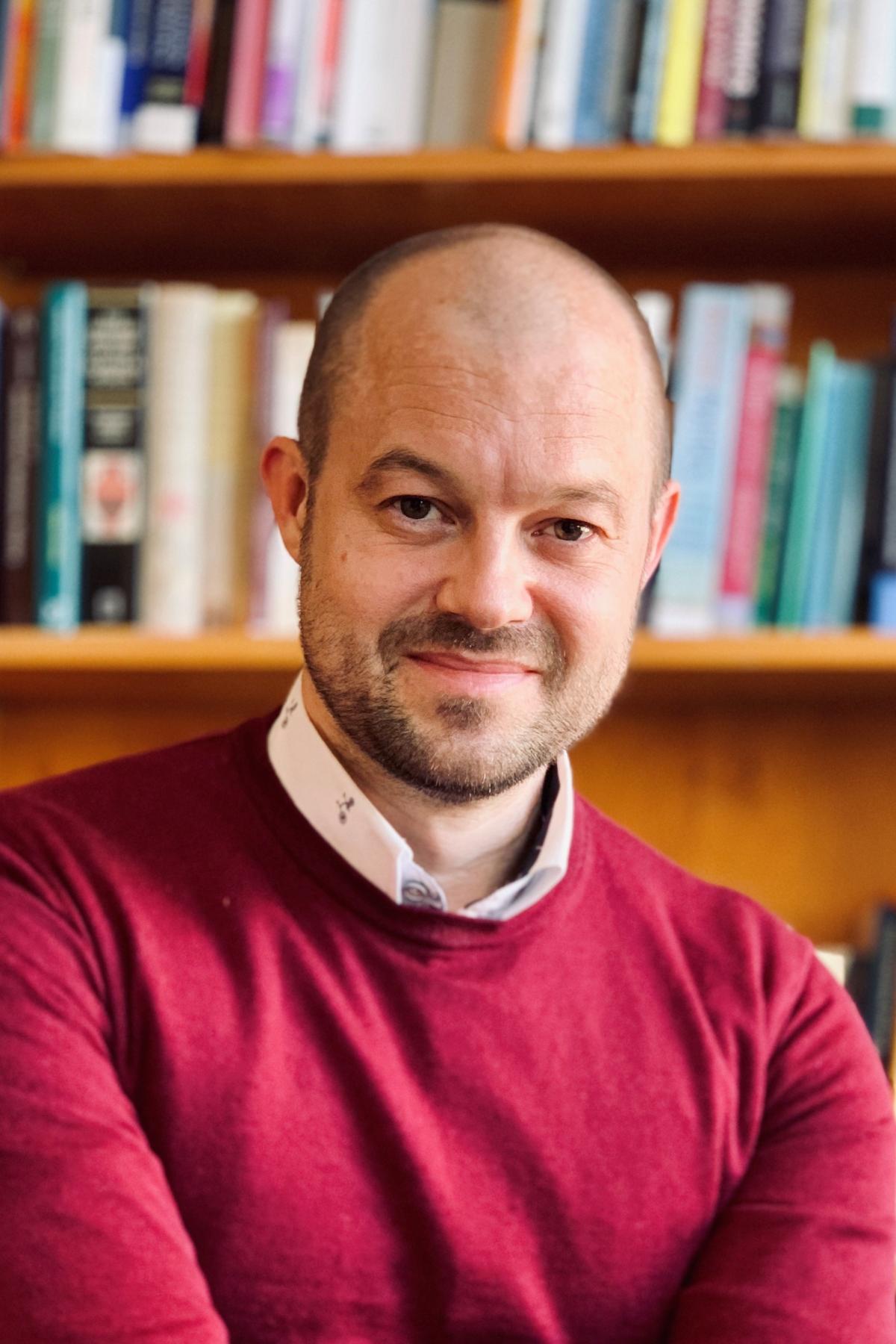 Professor Tim Legrand